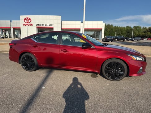 Used 2022 Nissan Altima 2.0 SR image 2
