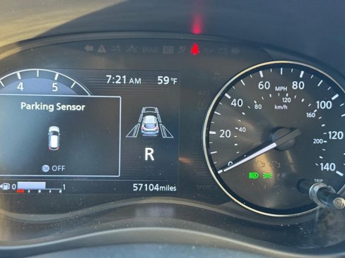 Used 2021 Nissan Kicks SR image 30