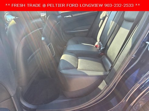 Used 2015 Chrysler 300 C w/ Light Group image 27