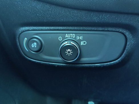 Used 2019 Chevrolet Equinox LT image 22