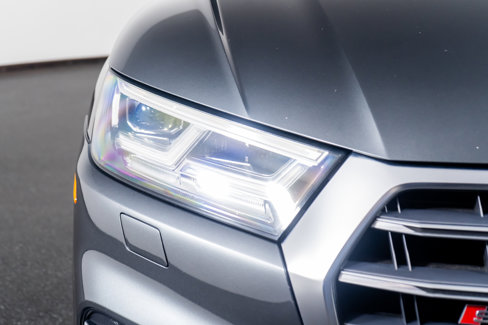 Used 2018 Audi SQ5 Prestige w/ Prestige Package image 23