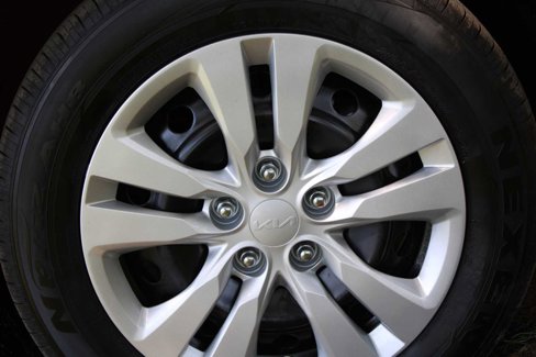 New 2025 Kia Soul LX image 17