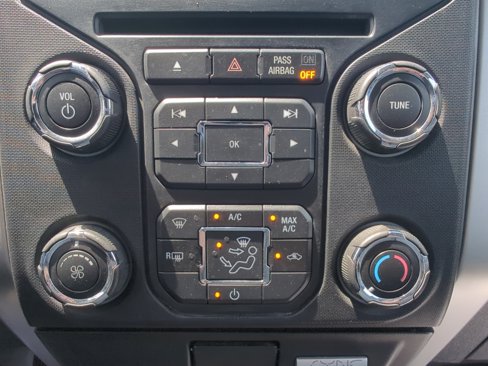 Used 2013 Ford F150 XLT w/ Luxury Equipment Group image 18
