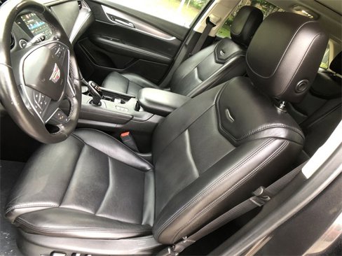 Used 2019 Cadillac XT5 Luxury image 11