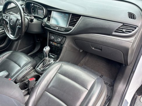Used 2019 Buick Encore Essence image 32