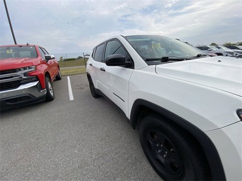 Used 2020 Jeep Compass Sport image 12