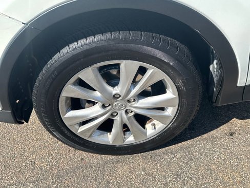 Used 2014 Toyota RAV4 Limited image 36