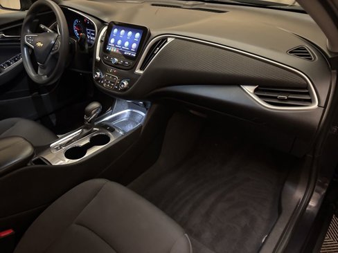 Used 2023 Chevrolet Malibu LT image 24
