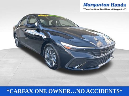 Used 2024 Hyundai Elantra SEL image 1