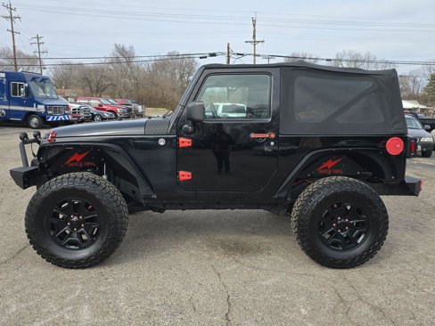 Used 2009 Jeep Wrangler X image 19