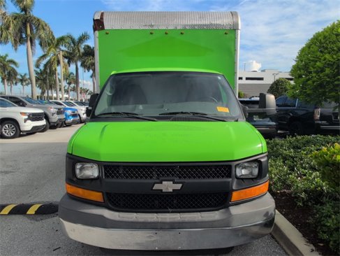 Used 2015 Chevrolet Express 3500 Extended image 3