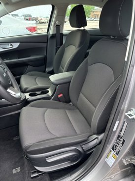 Used 2024 Kia Forte LXS image 10