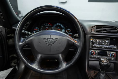 Used 1999 Chevrolet Corvette Coupe w/ Roof Pkg image 16