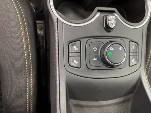 Used 2021 GMC Terrain SLE w/ Driver Convenience Package image 33