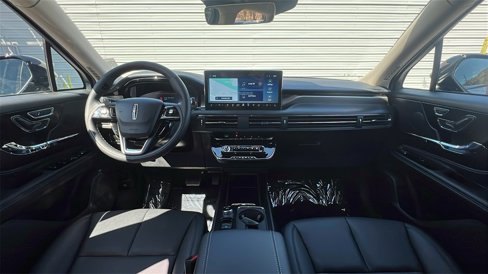 New 2025 Lincoln Corsair Reserve w/ Jet Appearance Package image 14