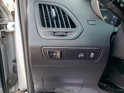Used 2014 Hyundai Tucson SE image 13