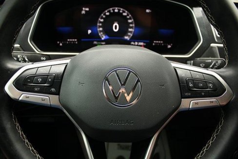 Used 2024 Volkswagen Tiguan S image 13