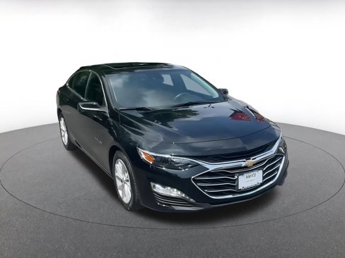 Used 2024 Chevrolet Malibu LT image 3