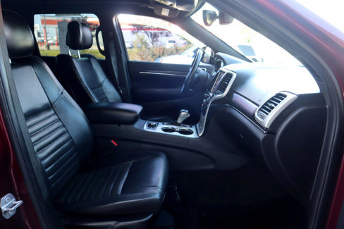 Used 2018 Jeep Grand Cherokee Limited image 42