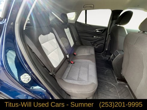Used 2024 Chevrolet Trax LS w/ LS Convenience Package image 11