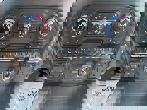 Used 2020 Chevrolet Silverado 1500 RST image 38