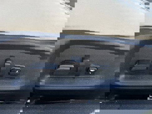 Used 2017 INFINITI Q60 w/ Premium Package image 25