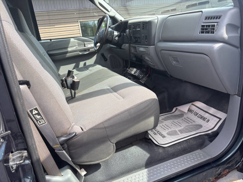Used 2004 Ford F350 XL image 7