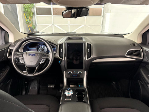 Used 2022 Ford Edge SE image 26