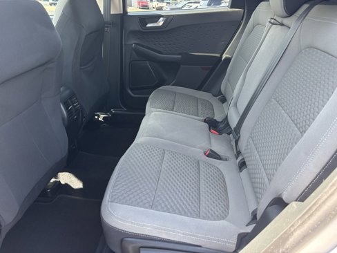 Used 2020 Ford Escape SE image 19
