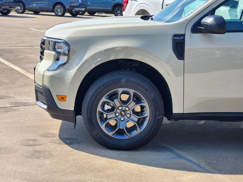 New 2025 Ford Maverick XLT image 7