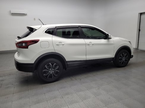 Used 2020 Nissan Rogue Sport S image 10