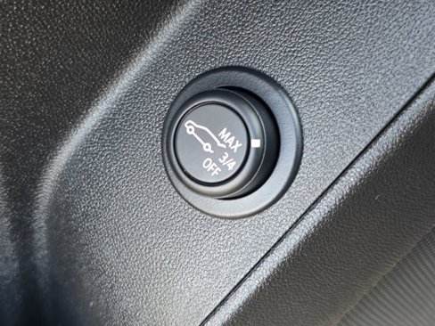 Used 2022 Chevrolet Equinox LT image 22
