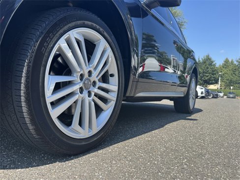 Used 2018 Audi Q5 2.0T Premium Plus w/ Premium Plus Package image 12