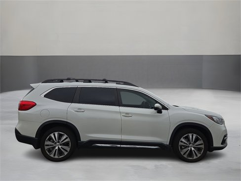 Used 2022 Subaru Ascent Limited w/ Technology Package image 5