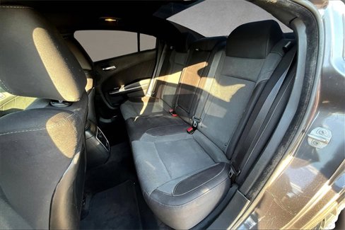 Used 2015 Dodge Charger SXT w/ Driver Confidence Group image 28