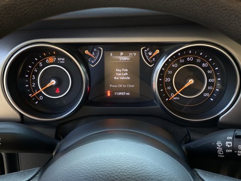 Used 2018 Jeep Wrangler Unlimited Sport image 12