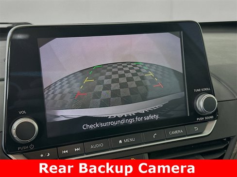 Used 2023 Nissan Altima 2.5 SV image 4