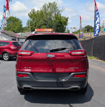 Used 2017 Jeep Cherokee Limited image 4