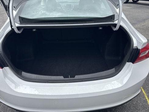 Used 2023 Chevrolet Malibu LT image 13