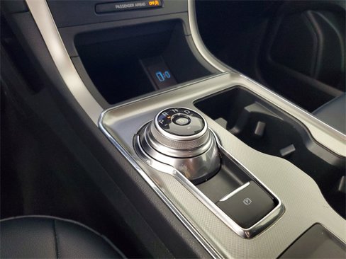 Used 2023 Ford Edge SEL w/ Sport Appearance Package image 30