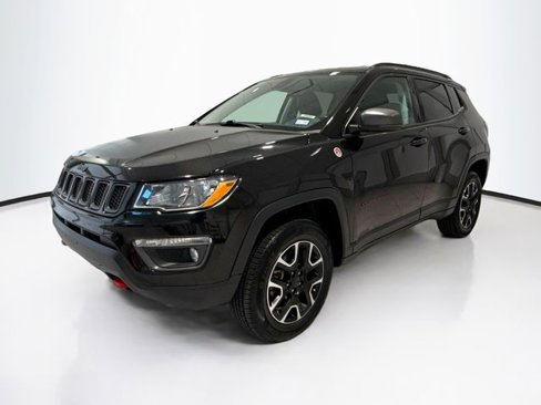 Used 2020 Jeep Compass Trailhawk image 3