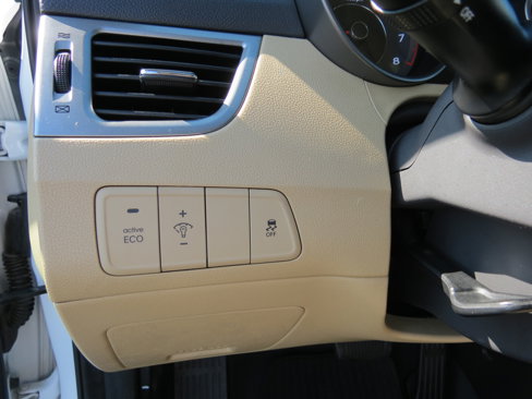 Used 2013 Hyundai Elantra GLS w/ Preferred Pkg image 17