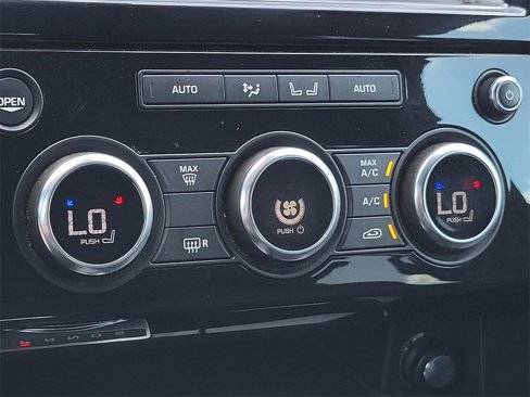 Used 2019 Land Rover Discovery HSE Luxury image 32