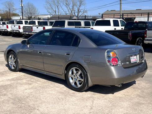 Used 2003 Nissan Altima 3.5 SE image 4