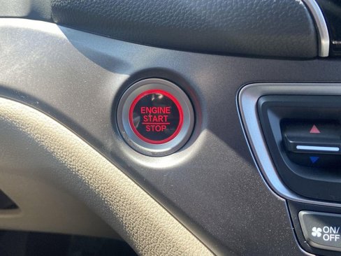 Used 2022 Honda Pilot EX-L image 16
