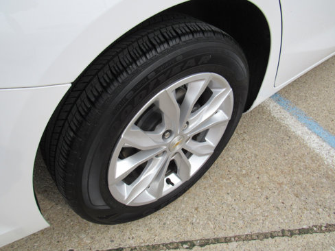 Used 2024 Chevrolet Malibu LT image 31
