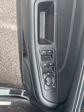 Used 2024 Ford Edge Titanium image 19