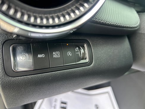 New 2026 Chevrolet Equinox LT w/ Midnight Edition image 9
