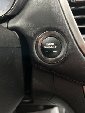Used 2019 Chevrolet Trax LT w/ LT Convenience Package image 30