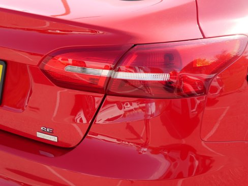Used 2017 Ford Focus SE image 17